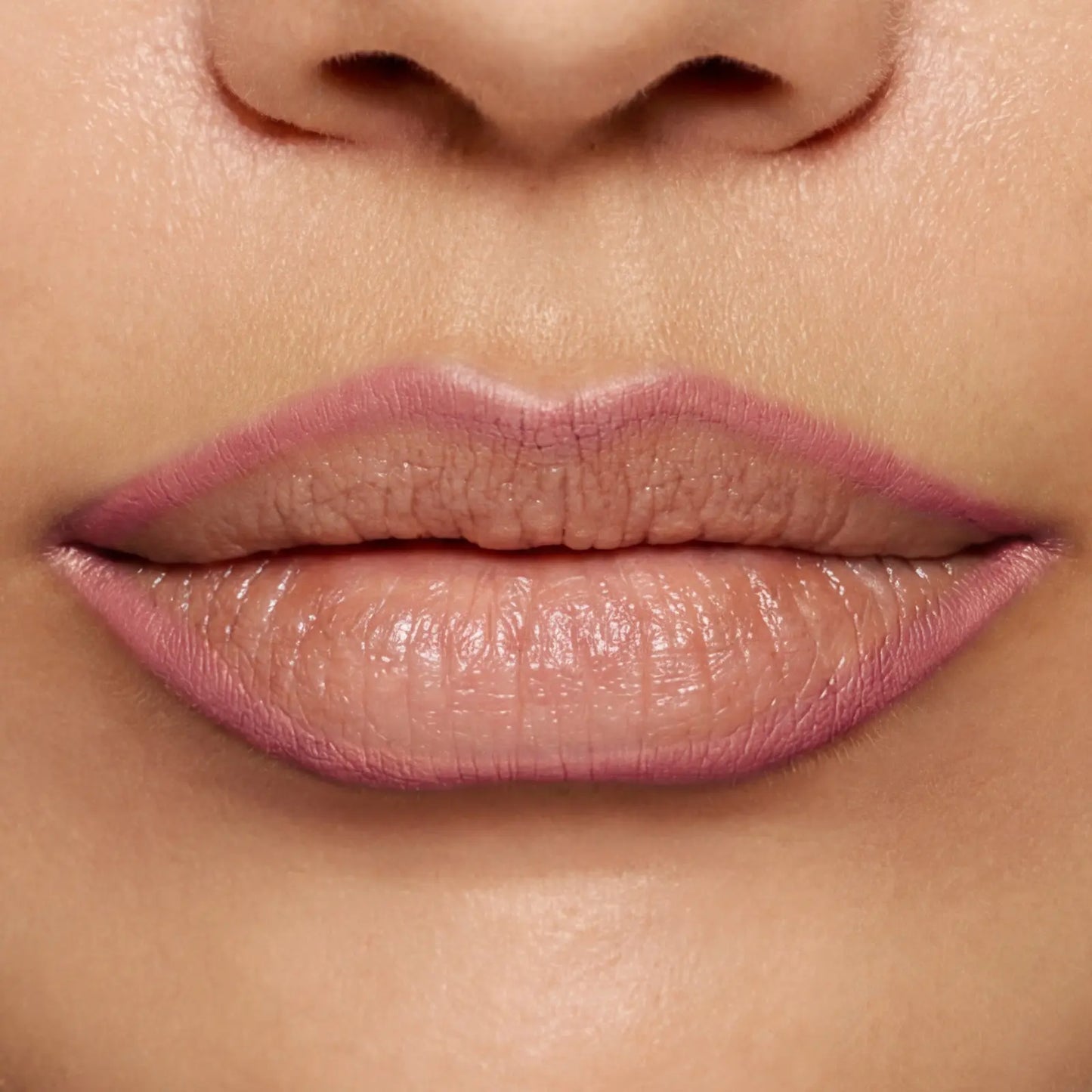 Smooth Lip Liner Creamy, Blendable Color with Smooth Application
