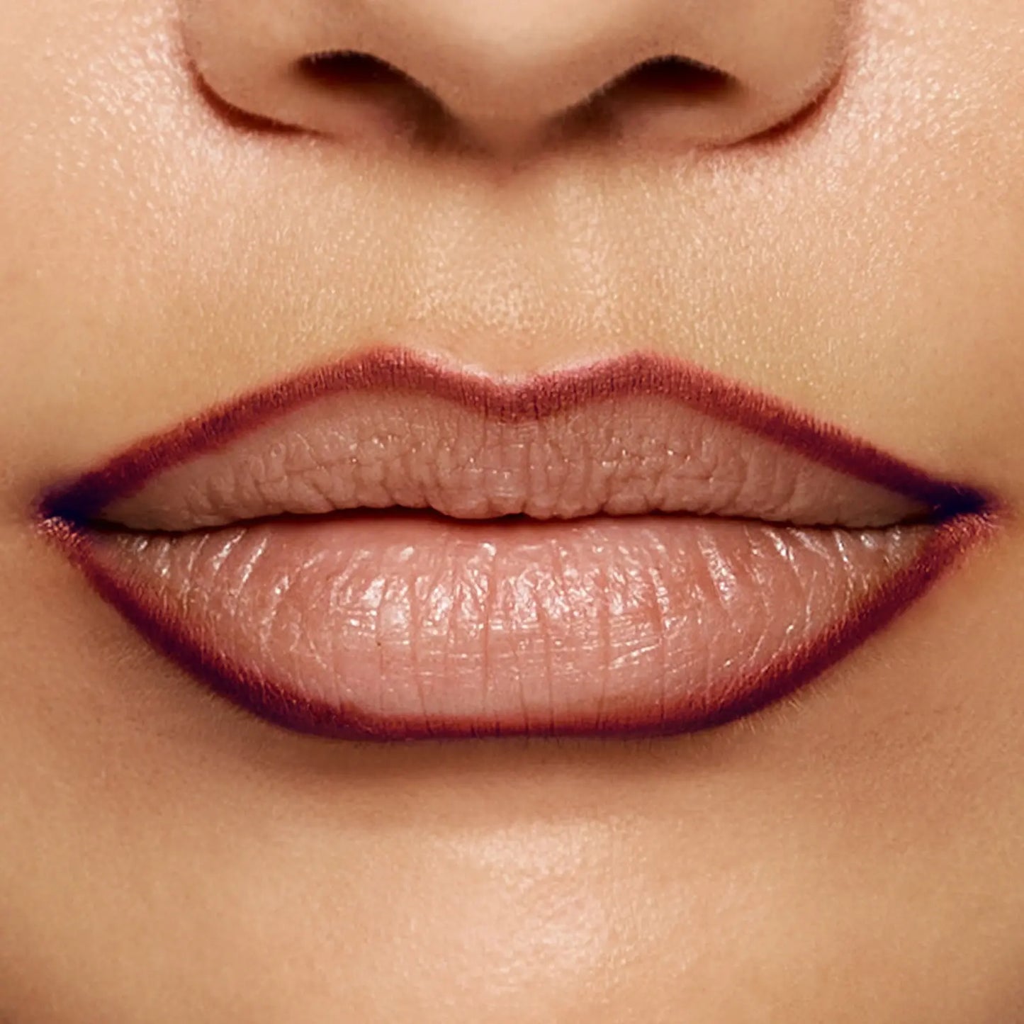 Smooth Lip Liner Creamy, Blendable Color with Smooth Application